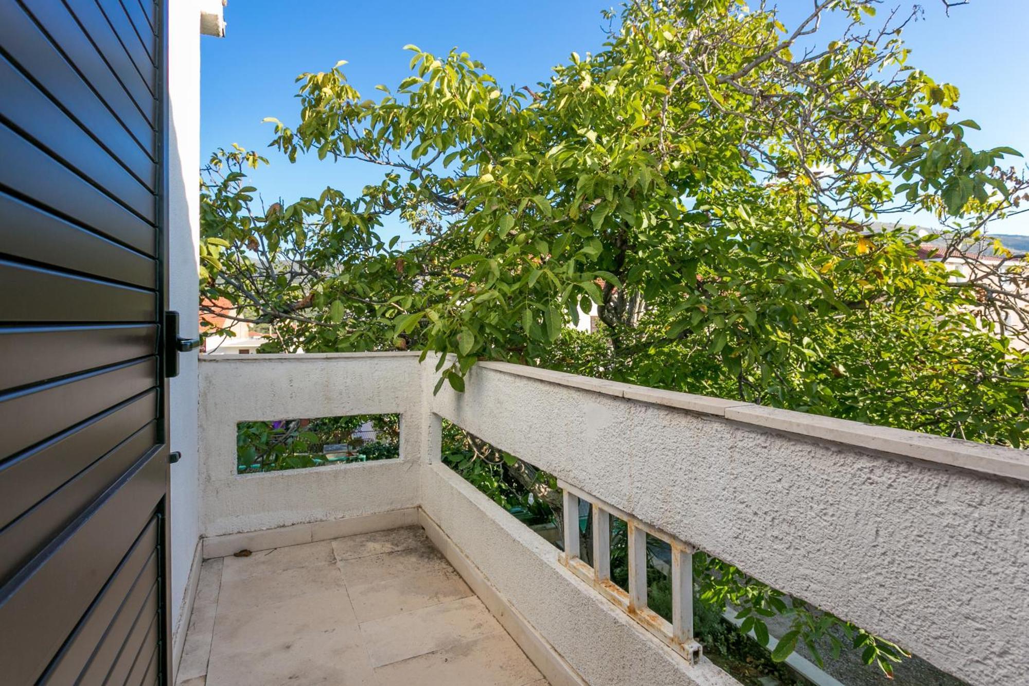 Apartments By The Sea Seget Vranjica, Trogir - 1038 المظهر الخارجي الصورة