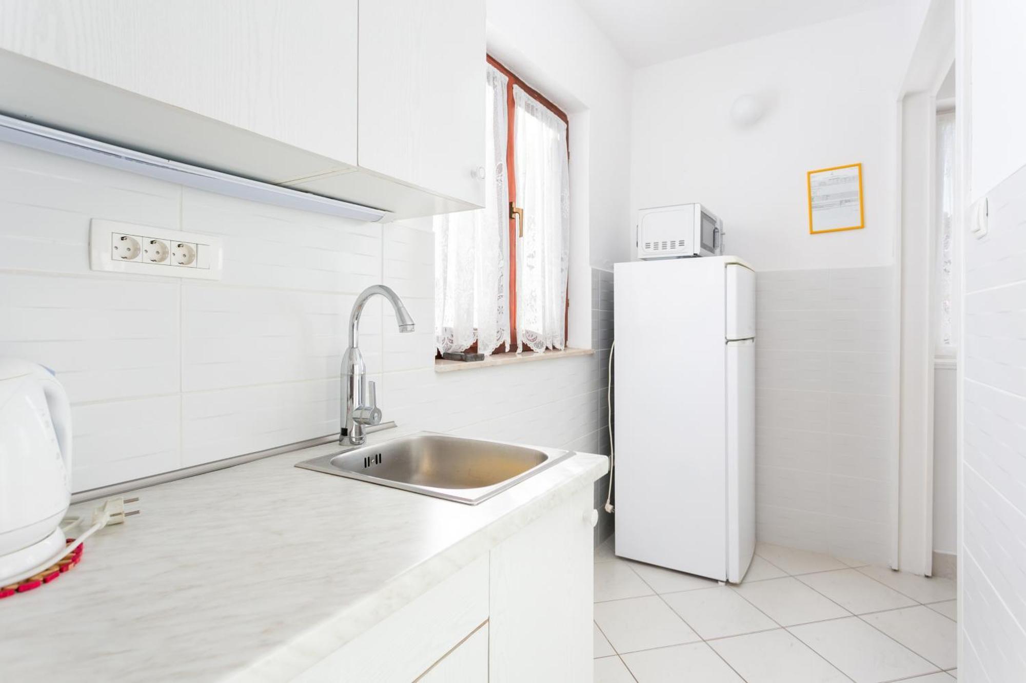 Apartments By The Sea Seget Vranjica, Trogir - 1038 الغرفة الصورة
